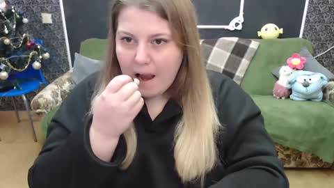 Snapshot of josiesun771 chatting on 02.07.25 josiesun771 online show from 02.07.25