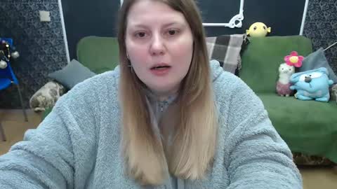 Snapshot of josiesun771 chatting on 02.17.25 josiesun771 online show from 02.17.25