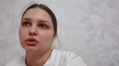 josievaughan online show from 03.20.26