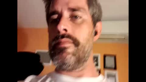 Snapshot of josshmayk chatting on 12.16.25 Jossh online show from 12.16.25