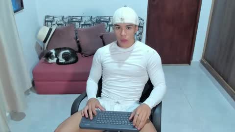 Snapshot of joulianogreco1 chatting on 09.18.25 Im Jouliano online show from 09.18.25