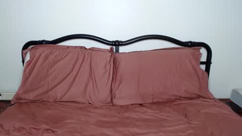 Jo Dayne online show from 01.11.25