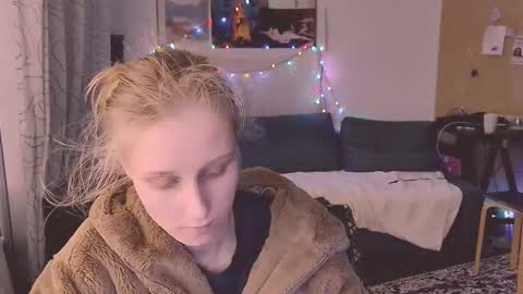 Snapshot of joy_keys chatting on 02.21.25 joy_keys online show from 02.21.25