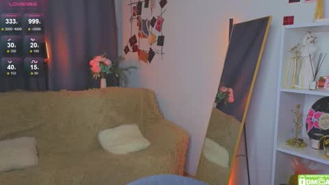 joyce_jones online show from 11.27.25