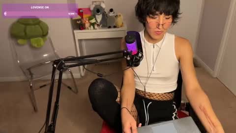 Jackie Joy online show from 12.12.24