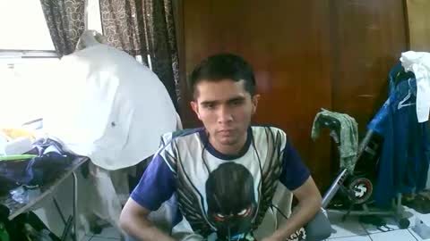 Snapshot of jperezoficcial chatting on 10.19.25 J Prez Official online show from 10.19.25