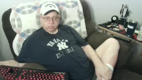 Snapshot of jpmel99 chatting on 09.13.25 jpmel99 online show from 09.13.25