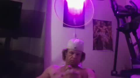 Snapshot of jthesleepy100k chatting on 09.30.25 jthesleepy100k online show from 09.30.25