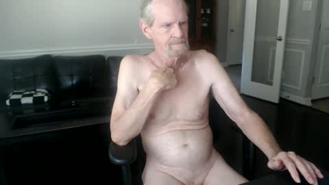 Snapshot of jtull52 chatting on 10.11.25 jtull52 online show from 10.11.25