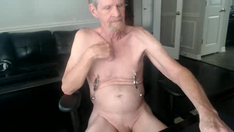 Snapshot of jtull52 chatting on 11.11.25 jtull52 online show from 11.11.25