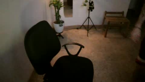 Snapshot of juan235665 chatting on 06.18.26 juan235665 online show from 06.18.26