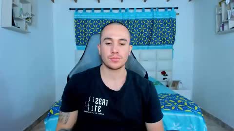 Juan online show from 02.12.25