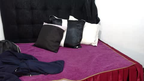    online show from 02.03.26