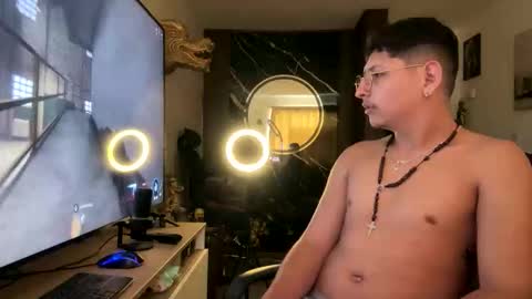 Snapshot of juan_belmont chatting on 11.20.25 Juan Belmont online show from 11.20.25