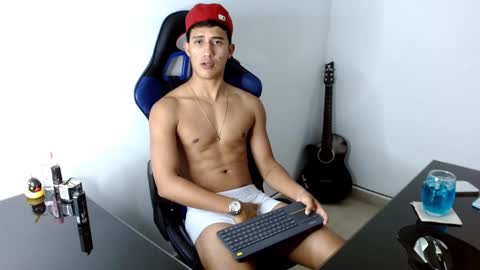 JuanDa online show from 02.05.25