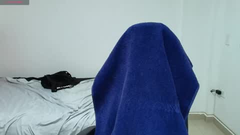 juan_gomez_1 online show from 04.17.26