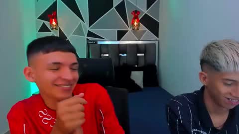 JuanSteven online show from 04.23.26