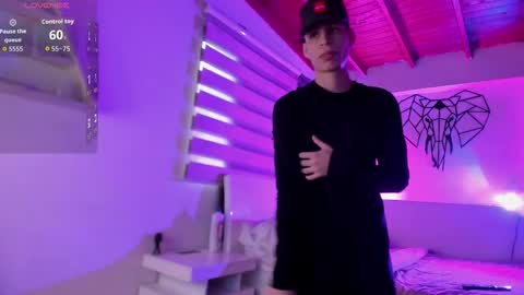 Juan Posada online show from 02.25.26