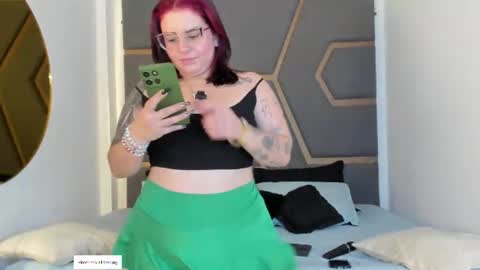 Snapshot of juana_valkiria chatting on 06.19.26 Juana Valkiria online show from 06.19.26
