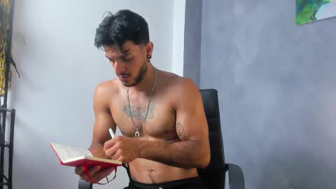 Juan Esteban online show from 02.06.26