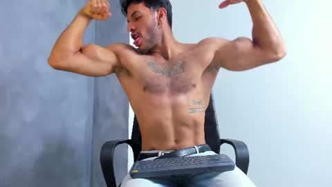 Juan Esteban online show from 07.28.26