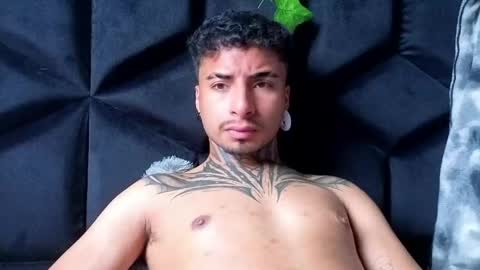 juancamilo66_ online show from 05.10.26