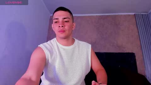 Snapshot of juandiamonds chatting on 02.18.25 Juan David online show from 02.18.25