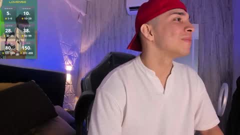 Snapshot of juandiamonds chatting on 10.12.25 Juan David online show from 10.12.25