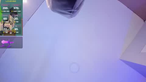 Snapshot of juandiamonds chatting on 10.22.25 Juan David online show from 10.22.25