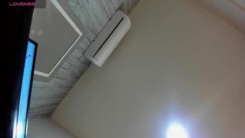 Snapshot of juandiamonds chatting on 11.10.25 Juan David online show from 11.10.25