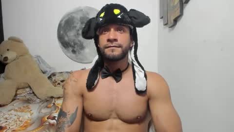 Snapshot of juanes_aristi chatting on 03.15.26 Juanes online show from 03.15.26