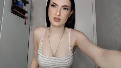 Veronika online show from 05.23.26