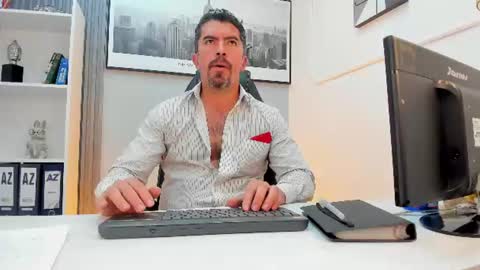 Snapshot of juank_fit45 chatting on 07.27.26 Juan k online show from 07.27.26