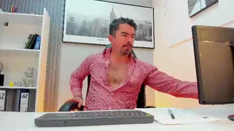 Snapshot of juank_fit45 chatting on 07.29.26 Juan k online show from 07.29.26