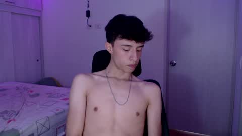 Snapshot of juanmres chatting on 03.31.26 juanmres online show from 03.31.26