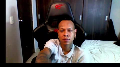 juanpt69 online show from 05.23.26