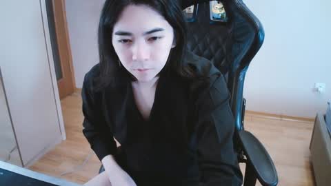 Snapshot of judame_aoi chatting on 01.20.25 Aoi online show from 01.20.25