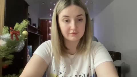 Snapshot of judevalenti chatting on 12.25.24 JudeValenti online show from 12.25.24