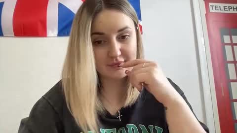 Snapshot of judevalenti chatting on 01.20.25 JudeValenti online show from 01.20.25