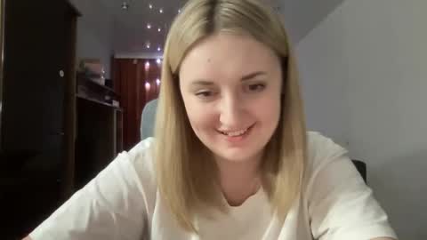 Snapshot of judevalenti chatting on 02.21.25 JudeValenti online show from 02.21.25