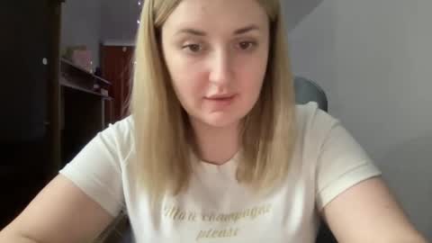 Snapshot of judevalenti chatting on 03.06.25 JudeValenti online show from 03.06.25