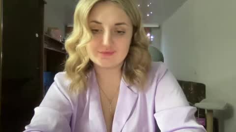 Snapshot of judevalenti chatting on 03.07.25 JudeValenti online show from 03.07.25