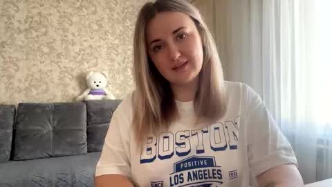 Snapshot of judevalenti chatting on 09.26.25 JudeValenti online show from 09.26.25