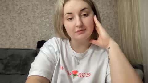 Snapshot of judevalenti chatting on 11.23.25 JudeValenti online show from 11.23.25