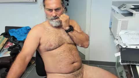 Snapshot of juergenkru chatting on 09.19.25 Giovanni50pro online show from 09.19.25