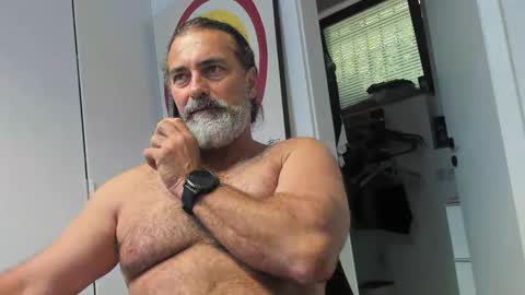 Snapshot of juergenkru chatting on 09.22.25 Giovanni50pro online show from 09.22.25