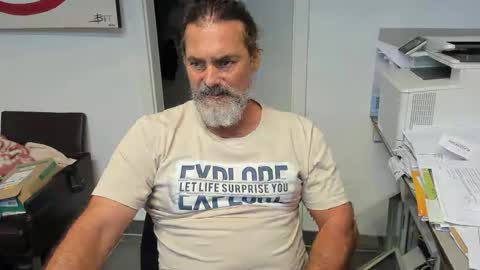 Snapshot of juergenkru chatting on 10.01.25 Giovanni50pro online show from 10.01.25