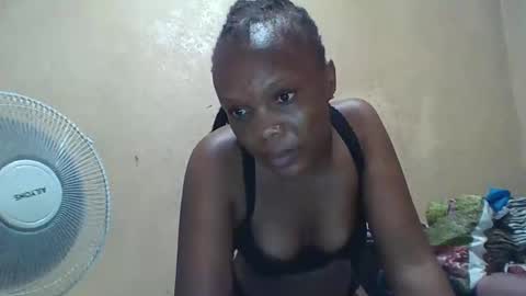 juice_petite3 online show from 02.21.25