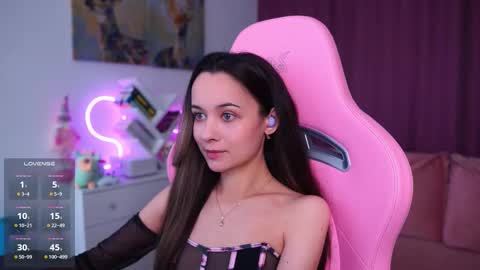 Angelina online show from 10.22.25