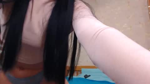 juicy_jesss online show from 12.25.24